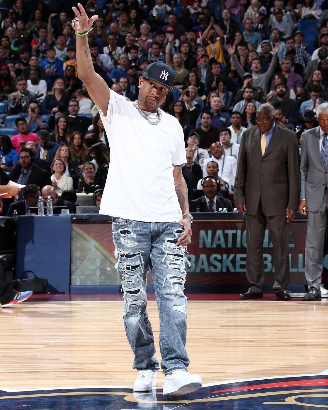 而是建立在 而是建立在